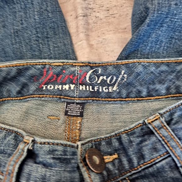 Tommy Hilfiger Capris - Picture 3 of 4